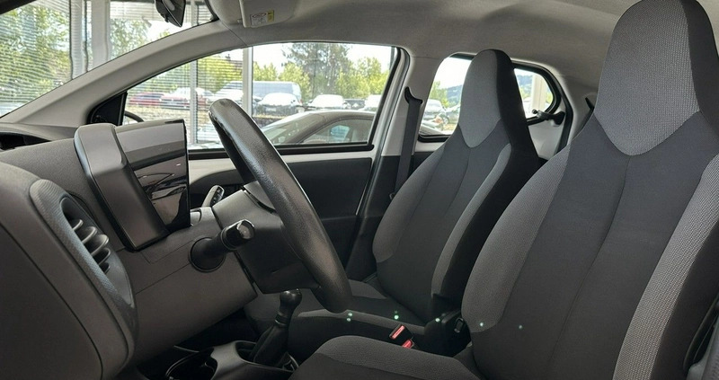 Toyota Aygo cena 35900 przebieg: 119417, rok produkcji 2019 z Grójec małe 781